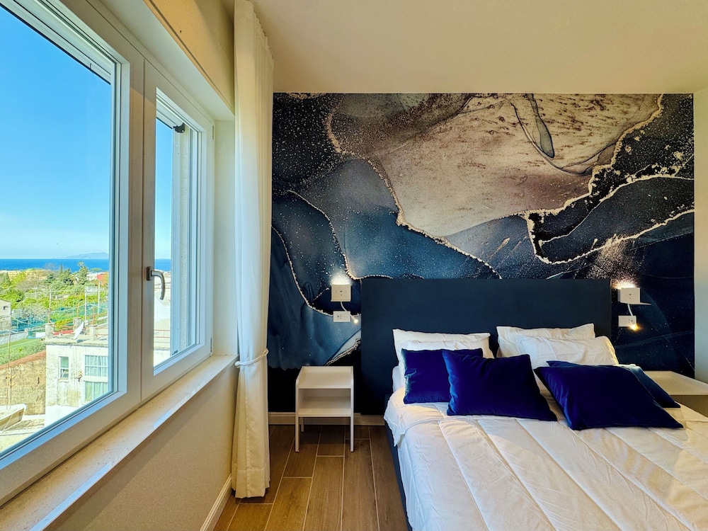 Double or Twin Room, Partial Sea View