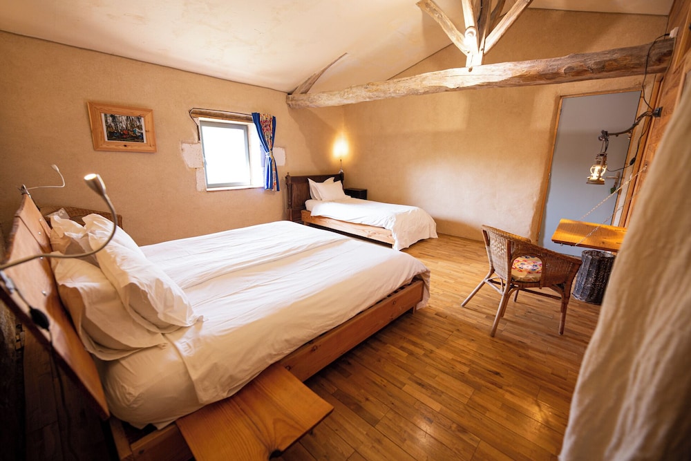 Triple Room (Xénophon) photo 1