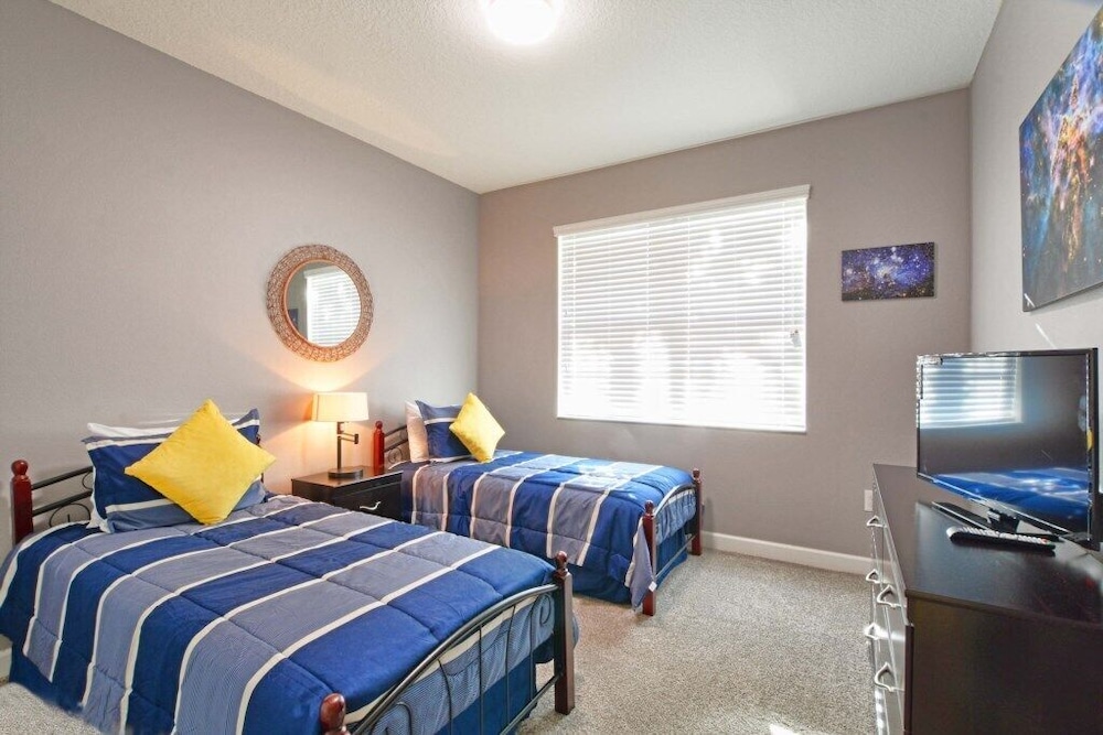 House, 5 Bedrooms