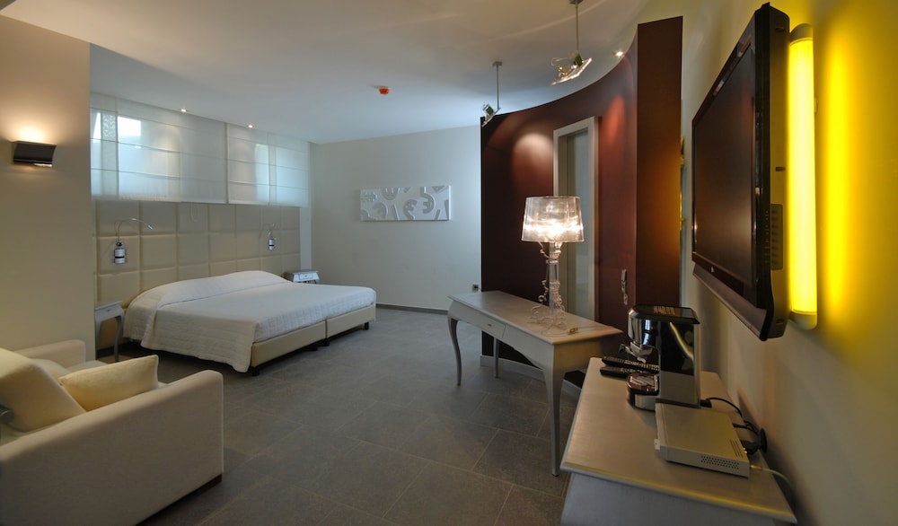 Suite, Garden View photo 1