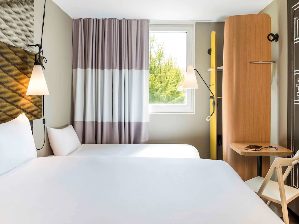 Standard Double Room, Multiple Beds - Photo 4