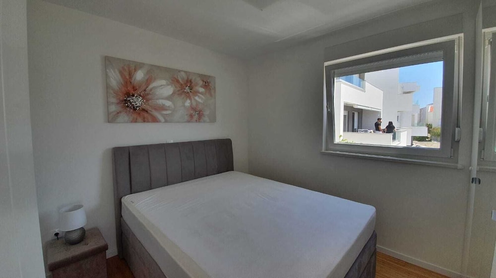 Comfort Apartment, 2 Bedrooms, Terrace photo 2