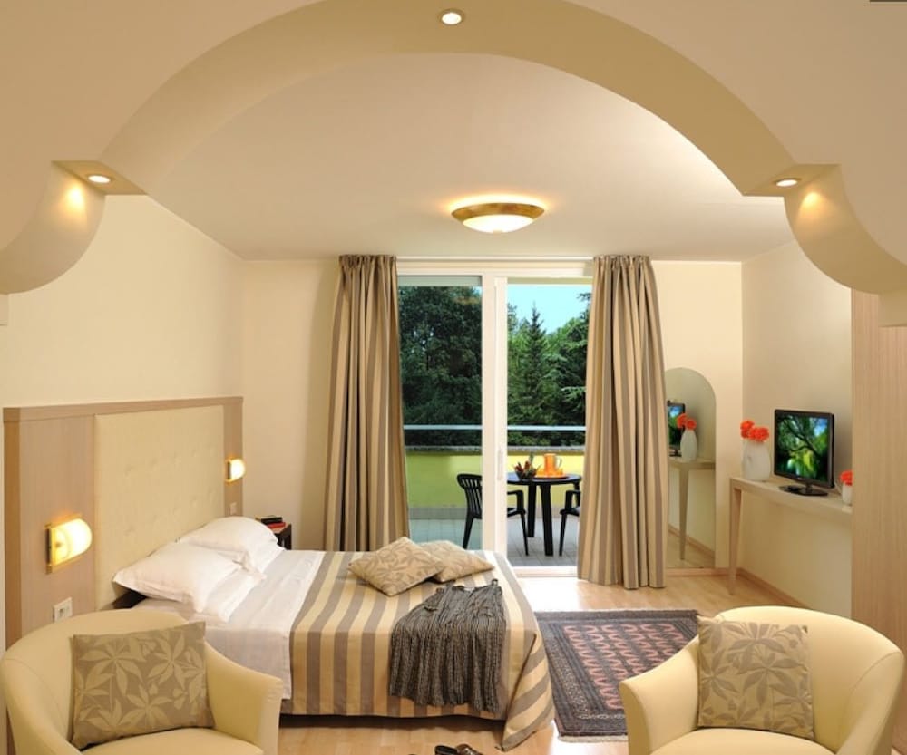 Business Double or Twin Room