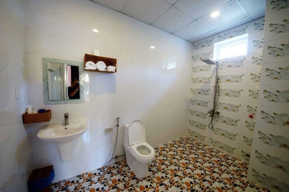 Double or Twin Room - Photo 11