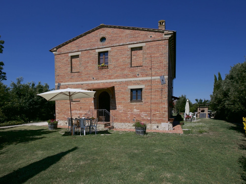 House photo 1