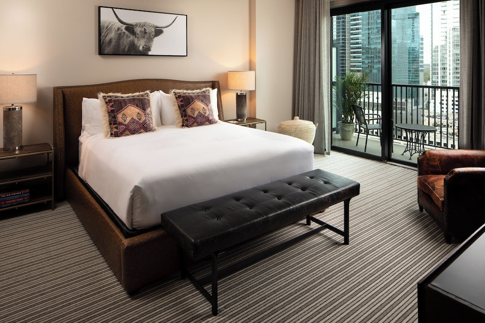 Premium Suite - Photo 1