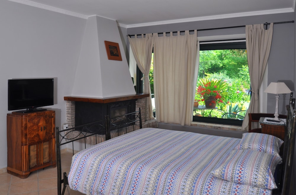 Quadruple Room, Garden View photo 1