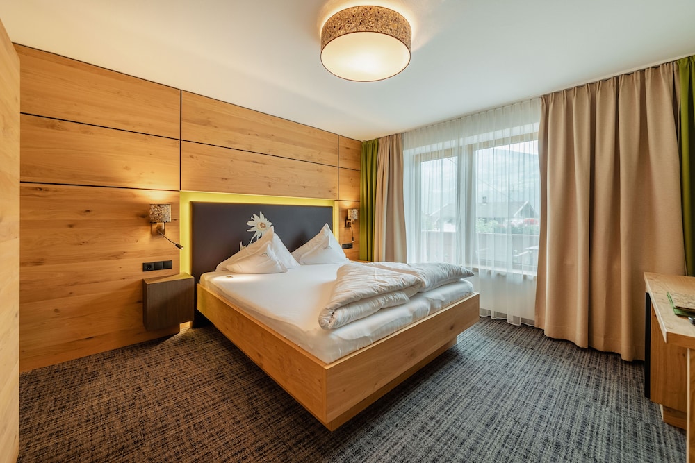 Kraeuterzimmer ARNIKA photo 1