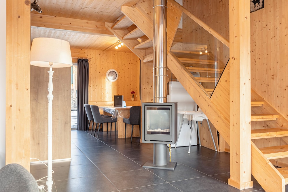 Ferienhaus # 23 mit 4 Schlafzimmern & IR-Sauna