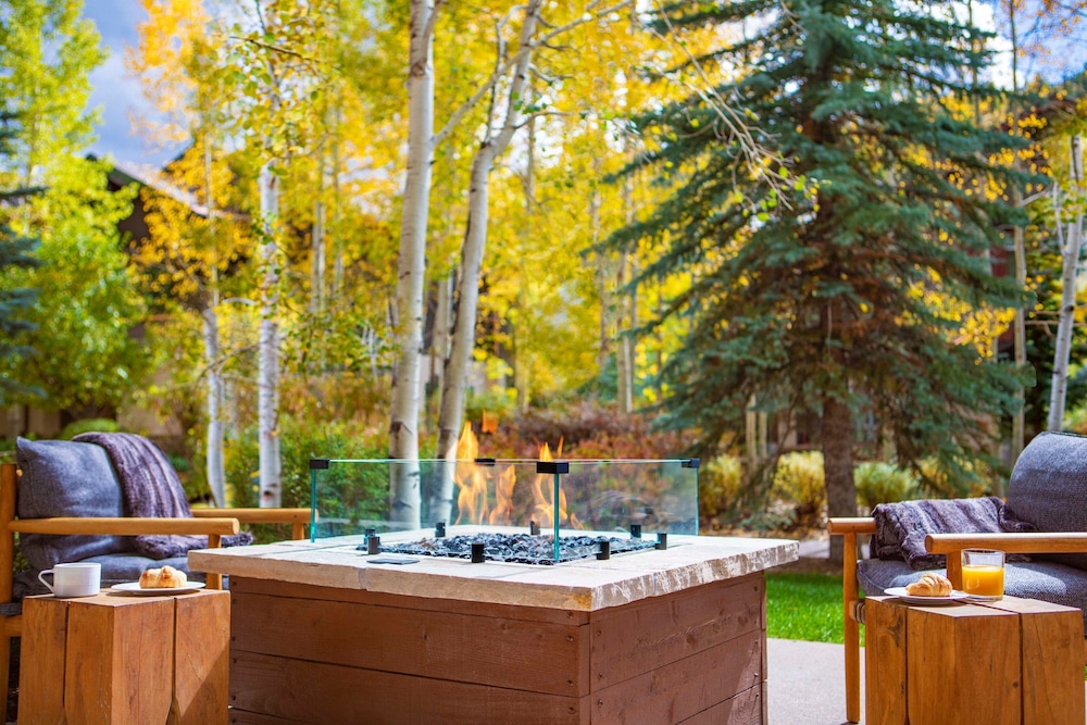 King Patio with Firepit - Photo 5