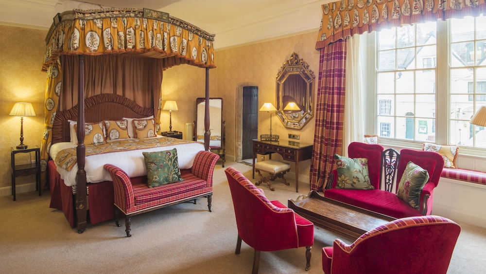 Finest Room