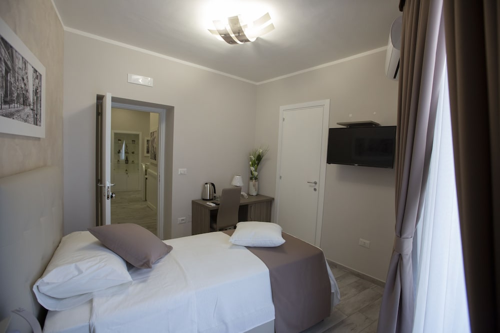 Comfort Single Room