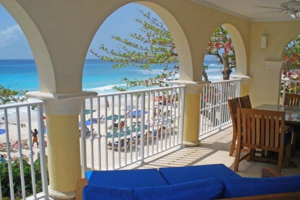 Condo, 3 Bedrooms photo 2