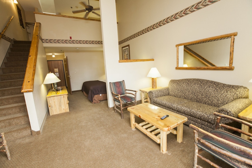 Loft Fireplace - Water Park Included photo 2
