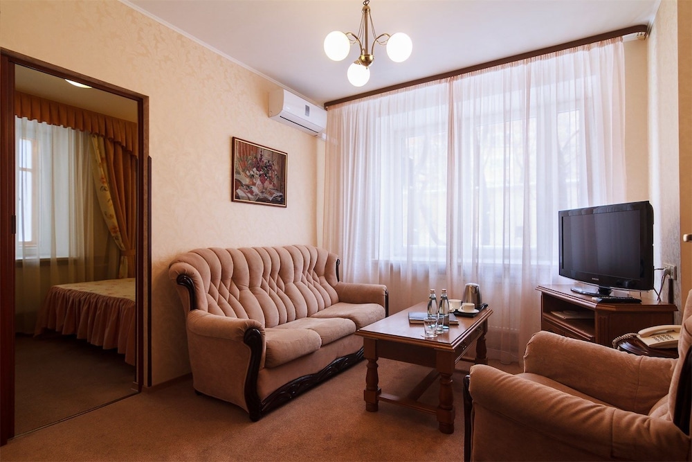 Comfort Room, 1 Queen Bed