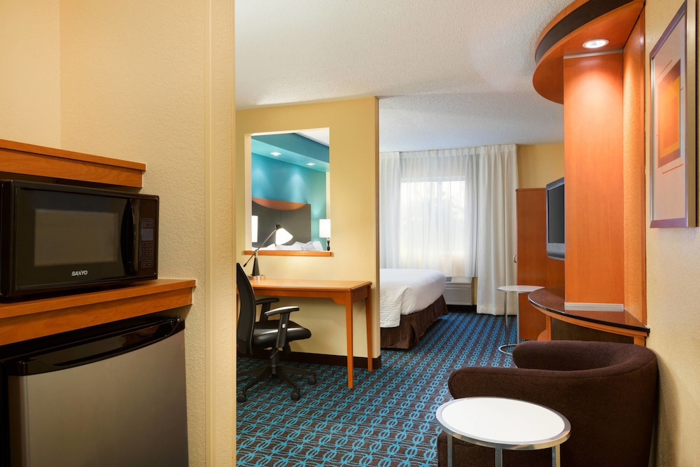 Executive Suite, 1 King Bed with Sofa bed photo 1