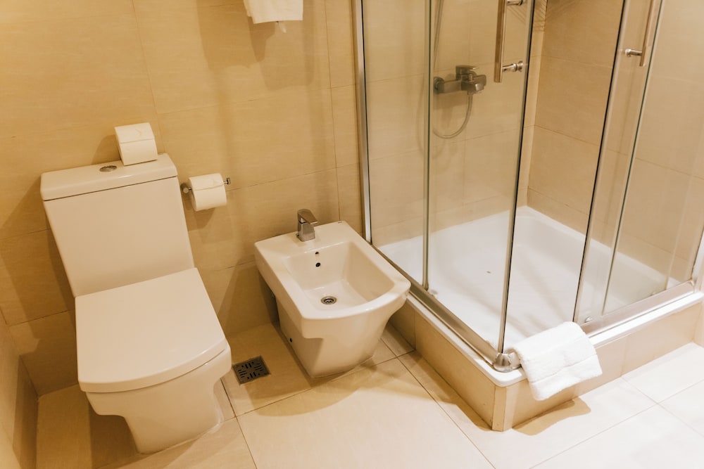 Executive Room - Photo 13