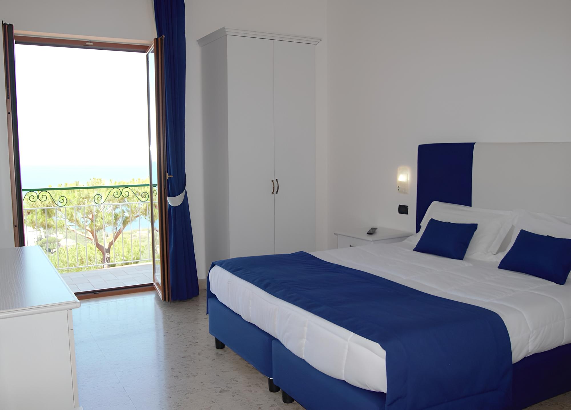 Double Room, Sea View