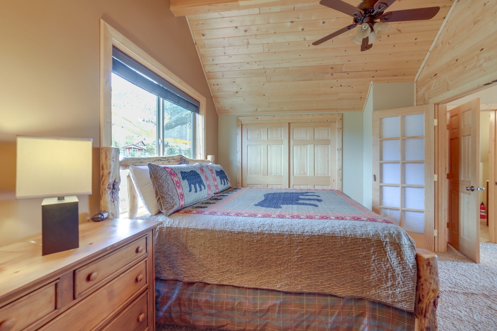House (4 Bedrooms) photo 3