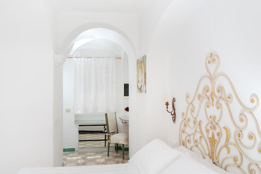Junior Suite, Terrace, Garden View - Photo 3