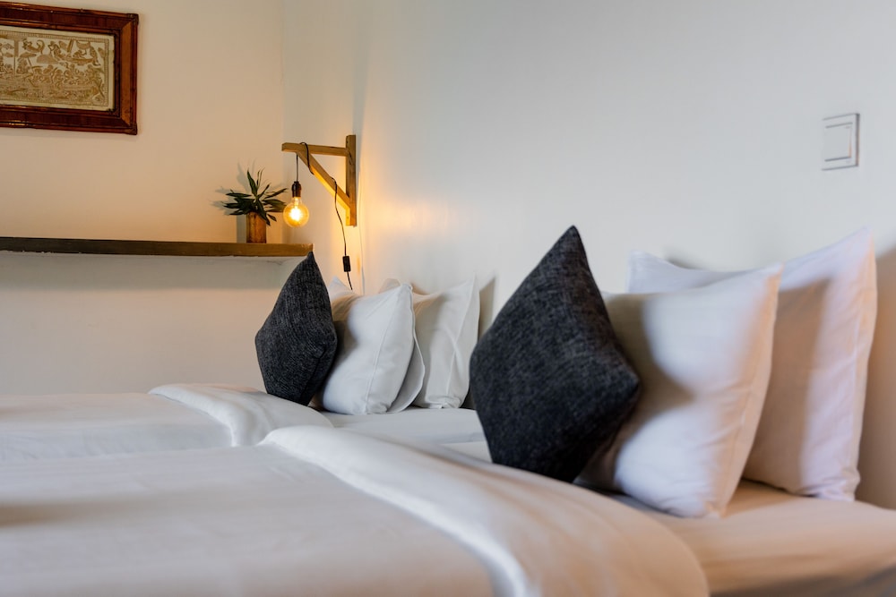 Deluxe Twin Room - Photo 1