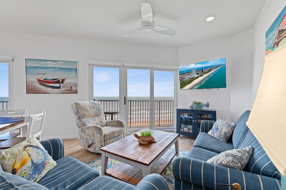 Condo, 3 Bedrooms