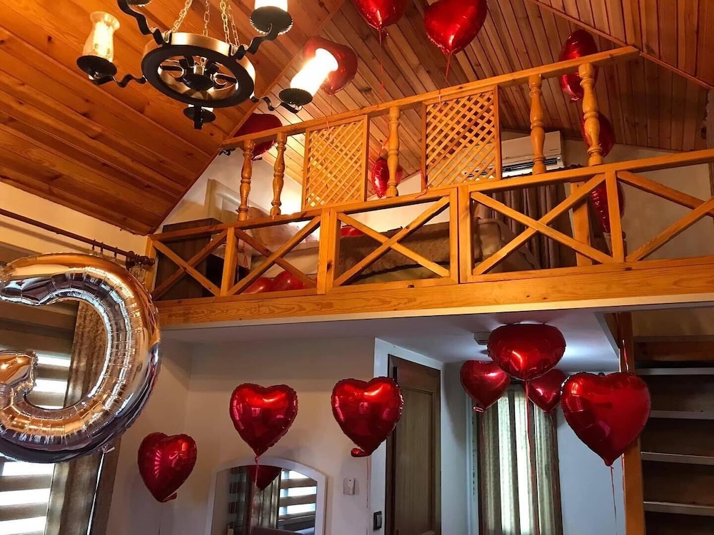 Classic Tree House, 1 Double Bed with Sofa bed, Courtyard View, Garden Area photo 1