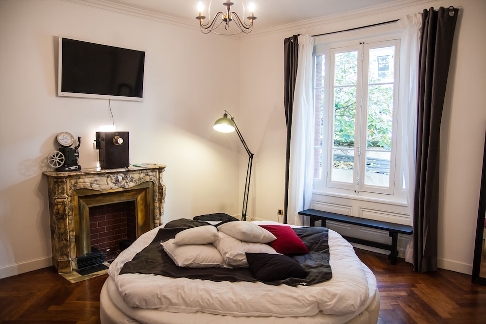 Luxury Double Room, Private Bathroom, Garden View (Frères Lumière) photo 1