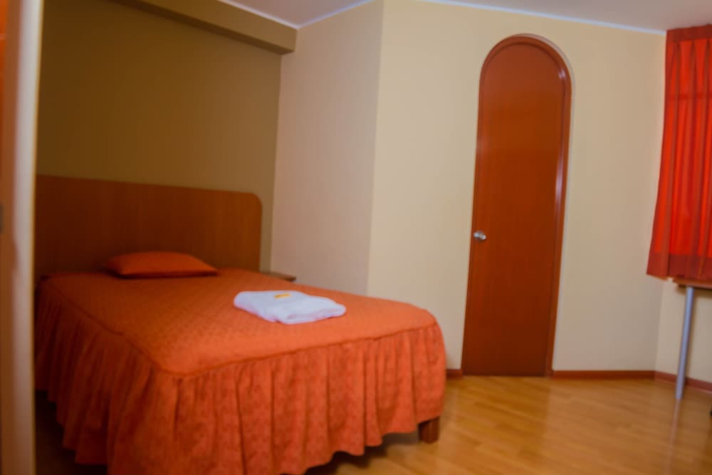 Single Room, 1 Twin Bed, Private Bathroom