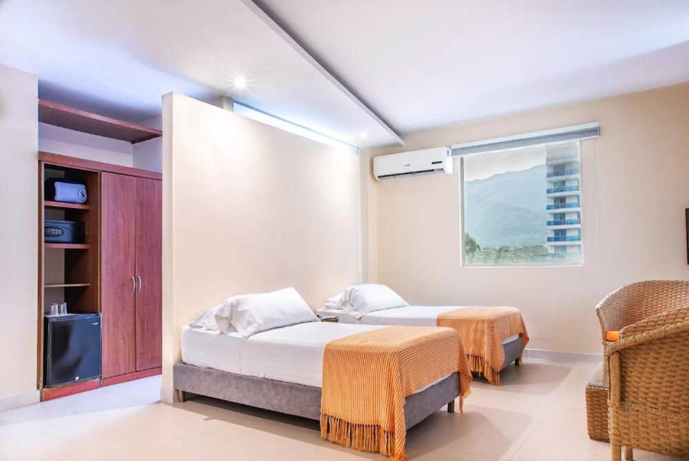 Junior Double Room, 2 Twin Beds, Balcony - Photo 4