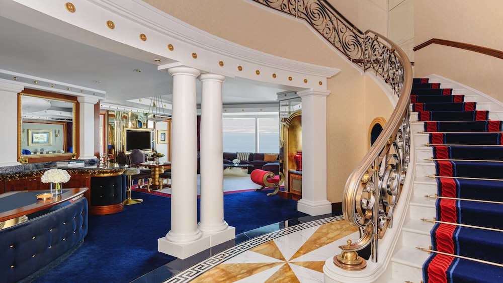 Duplex Sky One Bedroom Suite, High Floor, Butler, Hermès Amenities, Spa & Beach Club Access (170sqm) photo 3