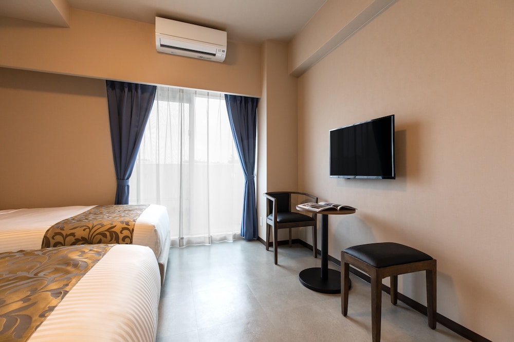 Standard Twin Room - Photo 3