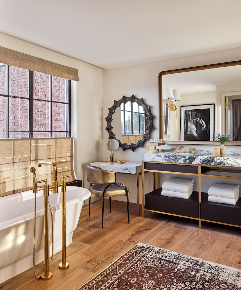 Roan Suite photo 3
