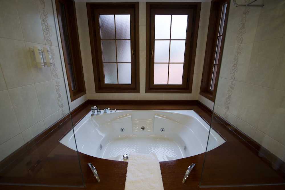 Executive Room photo 3