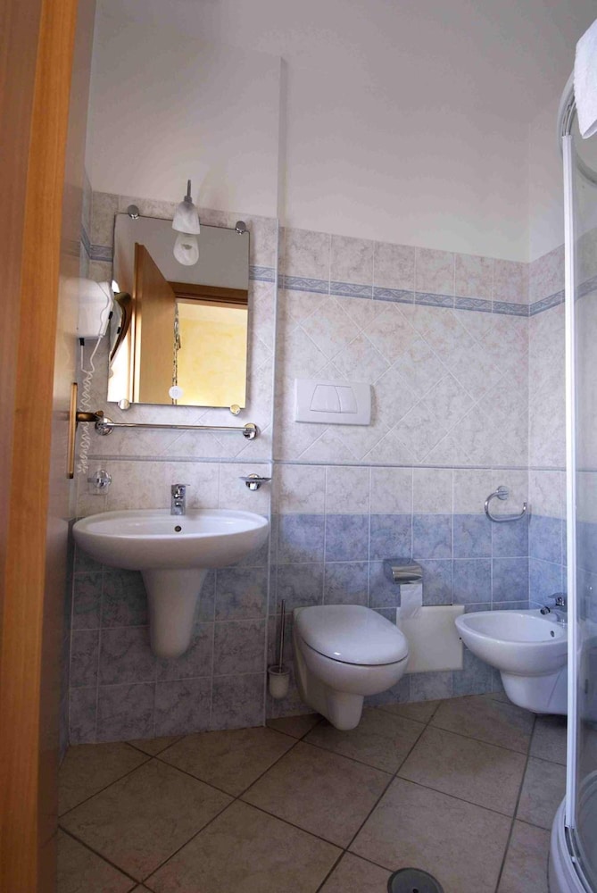 Double or Twin Room, Sea View photo 3