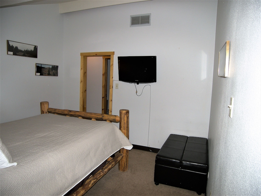 Condo, Multiple Beds (Copper Junction Studio Loft CJJD) photo 3
