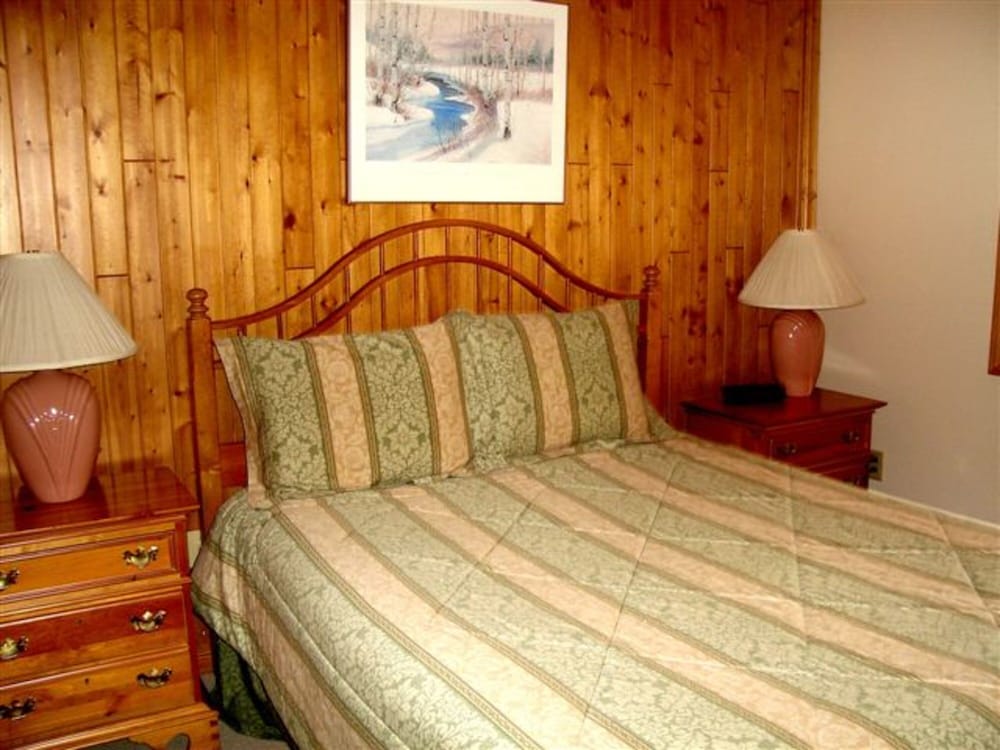 Condo, 1 Bedroom (Liftside & Pinnacle) - Photo 2