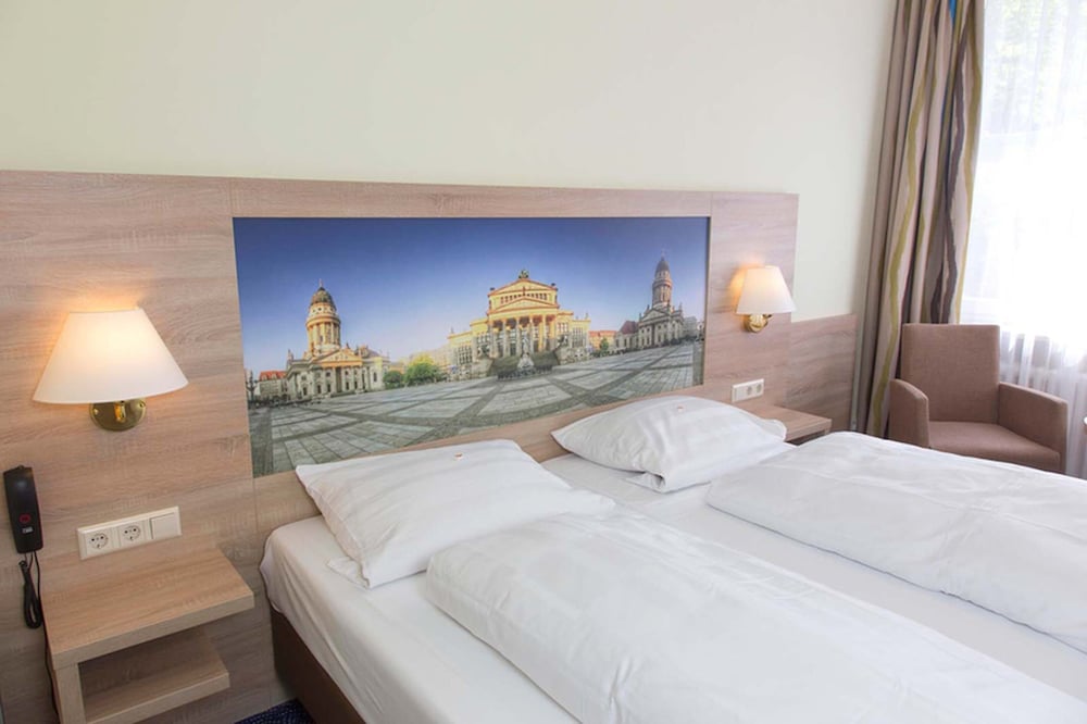 Double Room, Balcony (Waldseite) photo 2