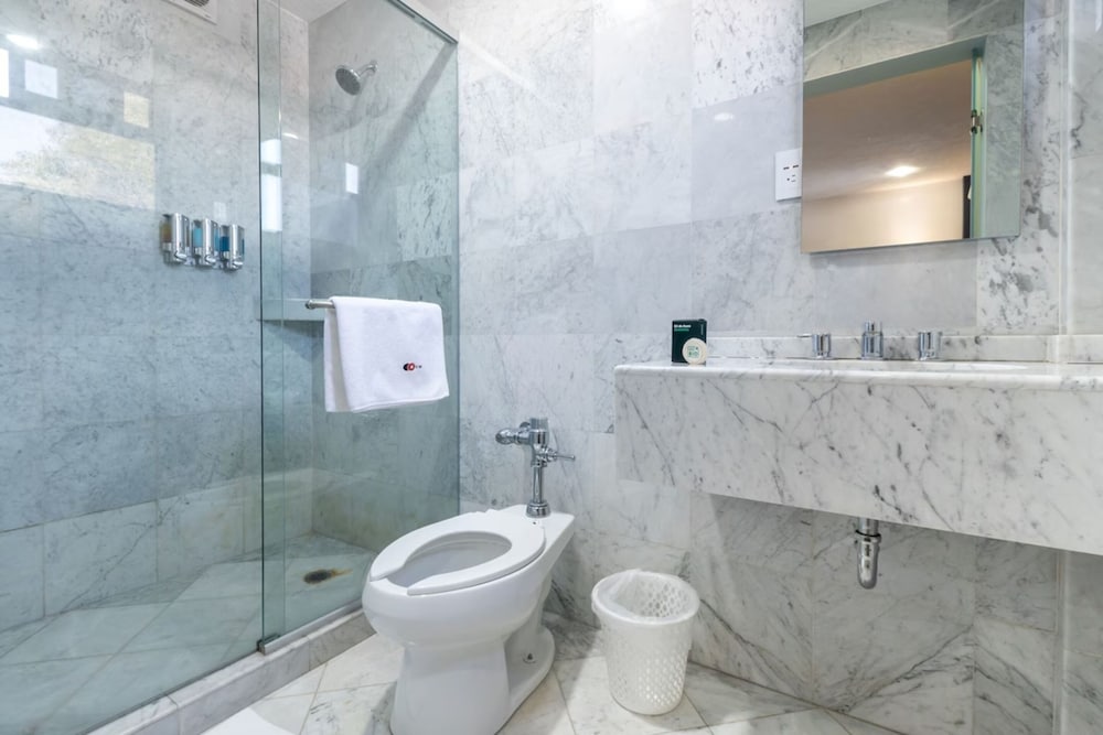 Standard Room - Photo 5