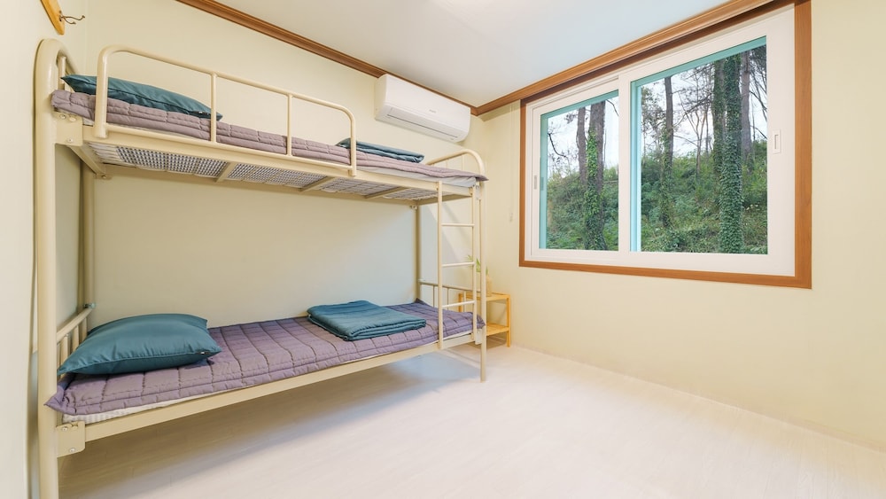 Basic Room, 1 Bedroom (Room 1-3)