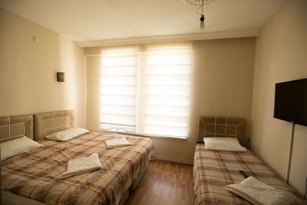 Standard Triple Room photo 3