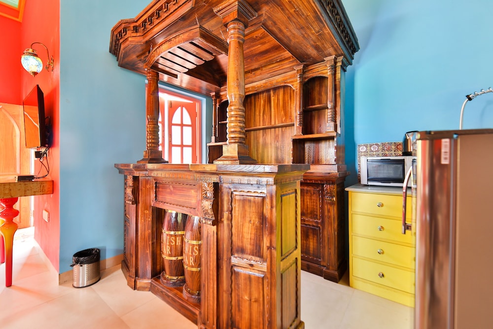 Spanish Casita photo 3