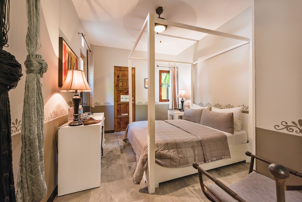 Double Room, 1 Queen Bed photo 3