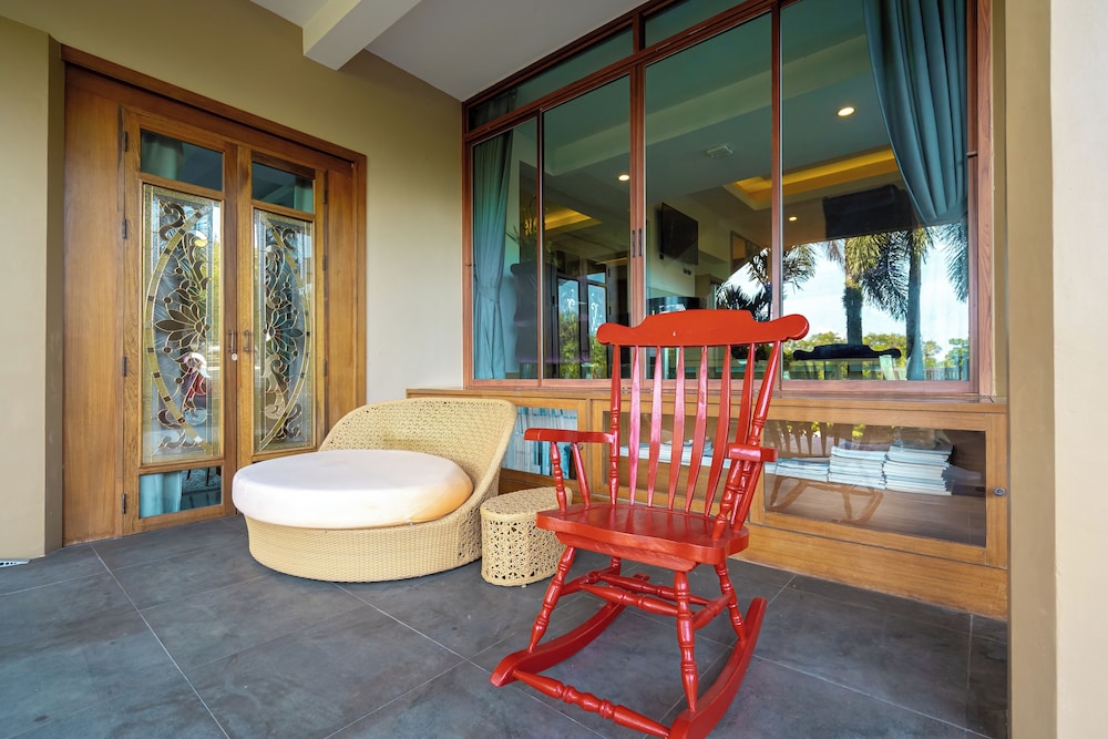 Deluxe Double Suite with Garden photo 1