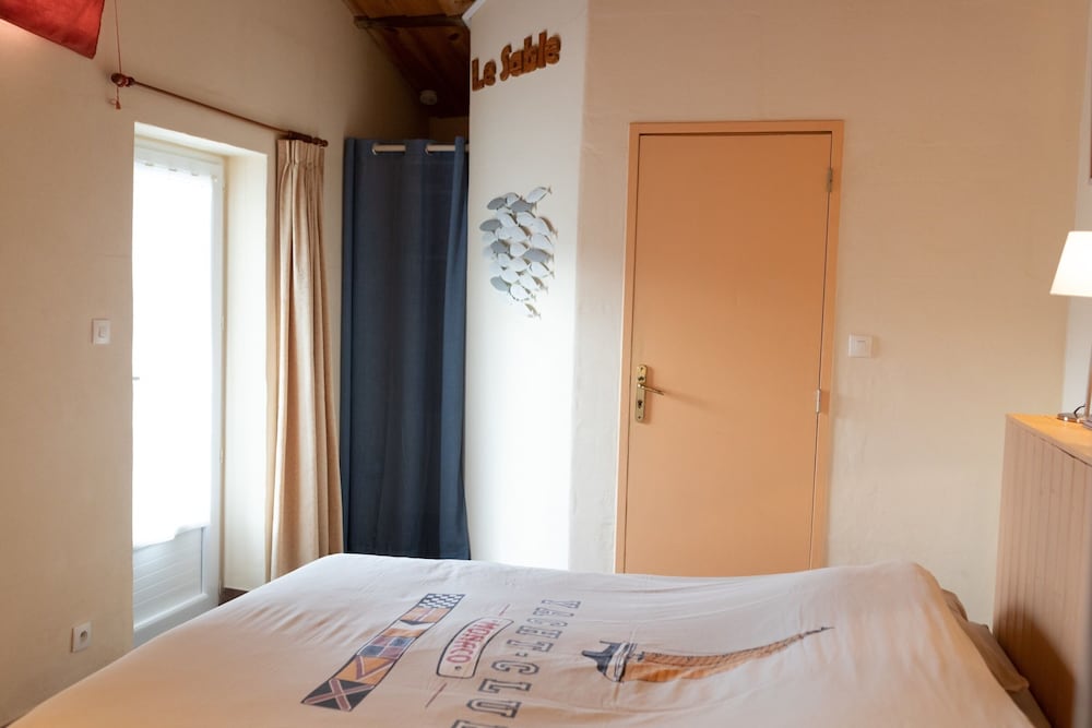 Standard Double Room photo 2