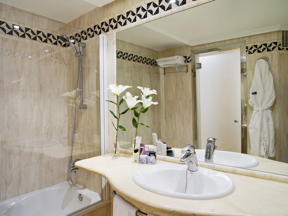 Double Room, Sea View (3 adults)