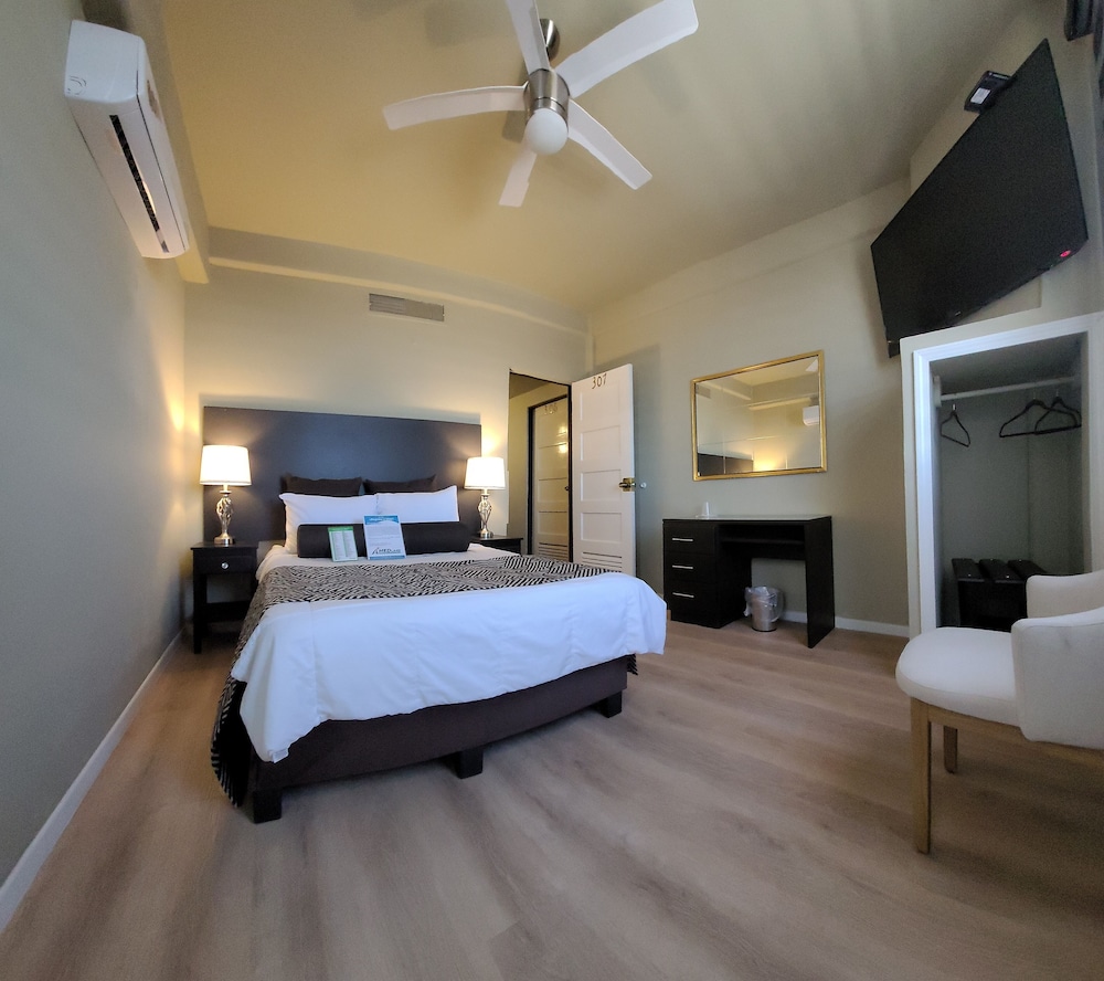 Comfort Room, Non Smoking, City View photo 1
