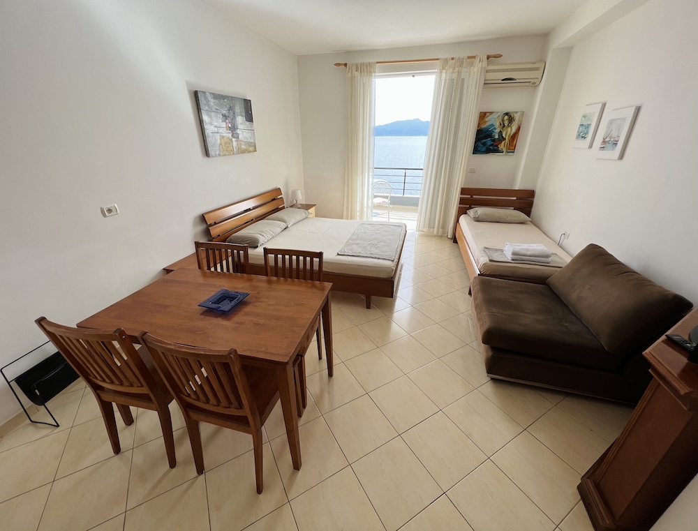 Comfort Apartment, Sea View