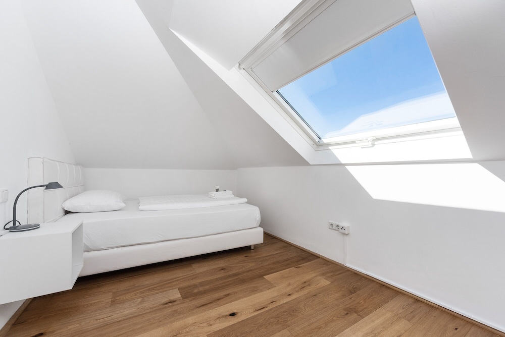 Luxury Apartment photo 3