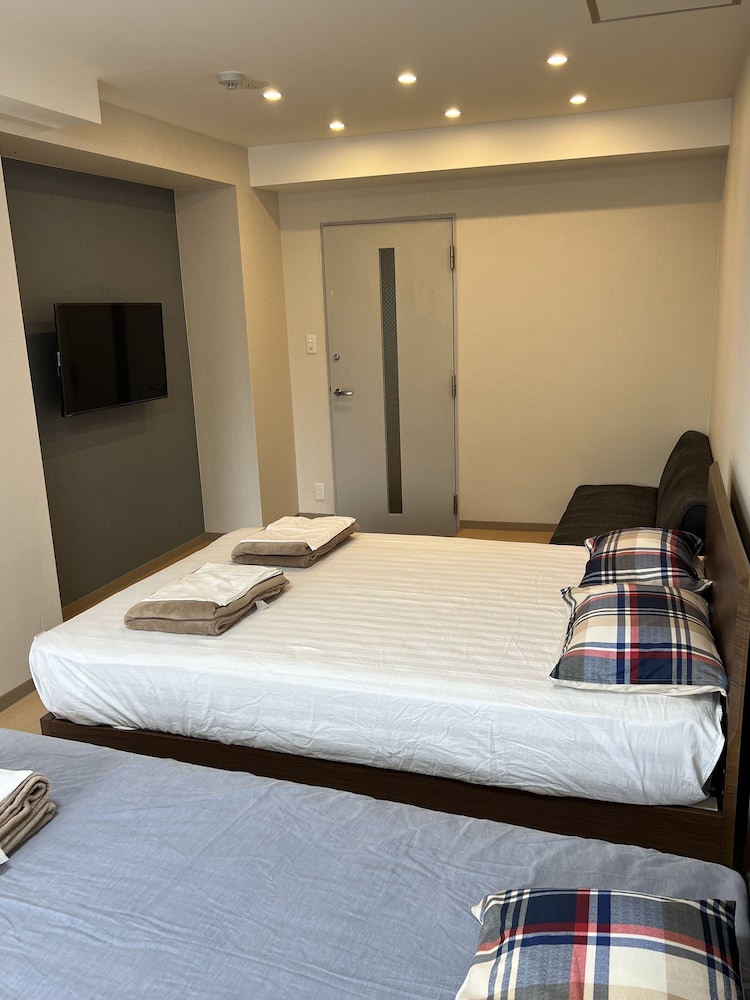 203 Private room, 40-inch LCD TV, Western-style room, superior, partial sea view, Non Smoking photo 2